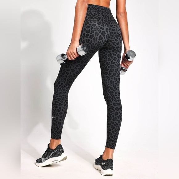 Nike Women One Dri-Fit HR Leopard Print Legging Size Large - Picture 3 of 12